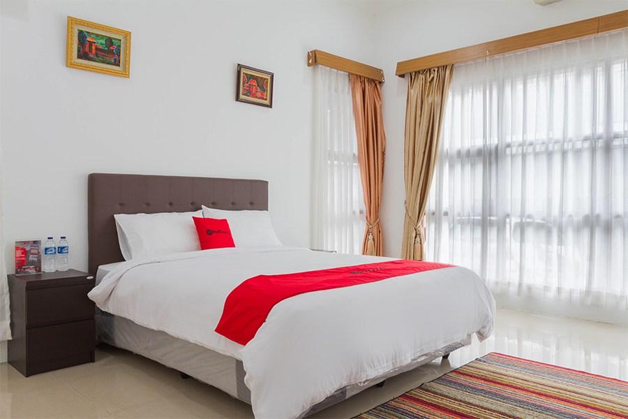 Reddoorz Near Jatinangor Town Square Hotel Exterior photo