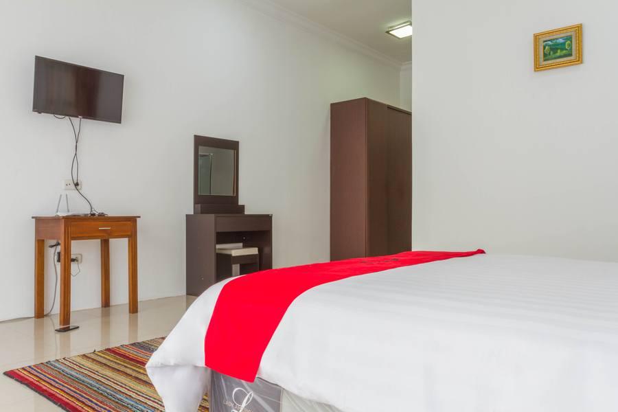 Reddoorz Near Jatinangor Town Square Hotel Exterior photo